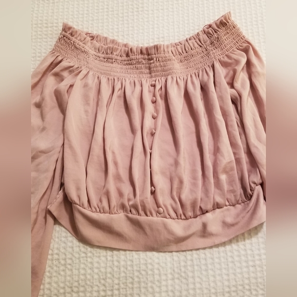 EXPRESS | Top - Picture 2 of 5